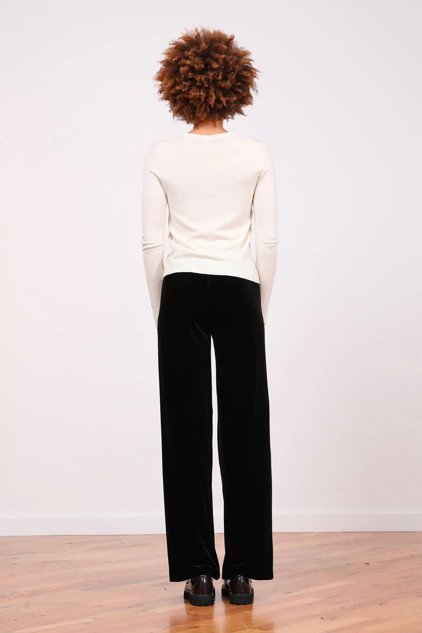 FLAVIA Velvet Black