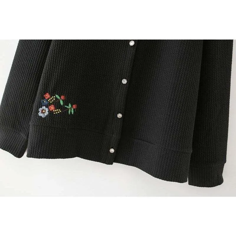 LUCILA LOOSE KNITWEAR