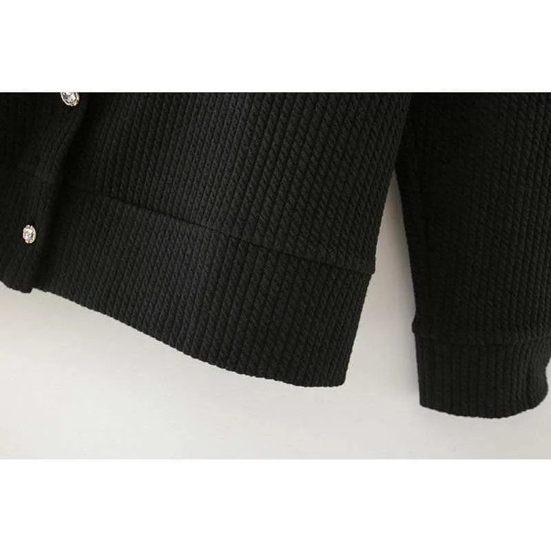LUCILA LOOSE KNITWEAR