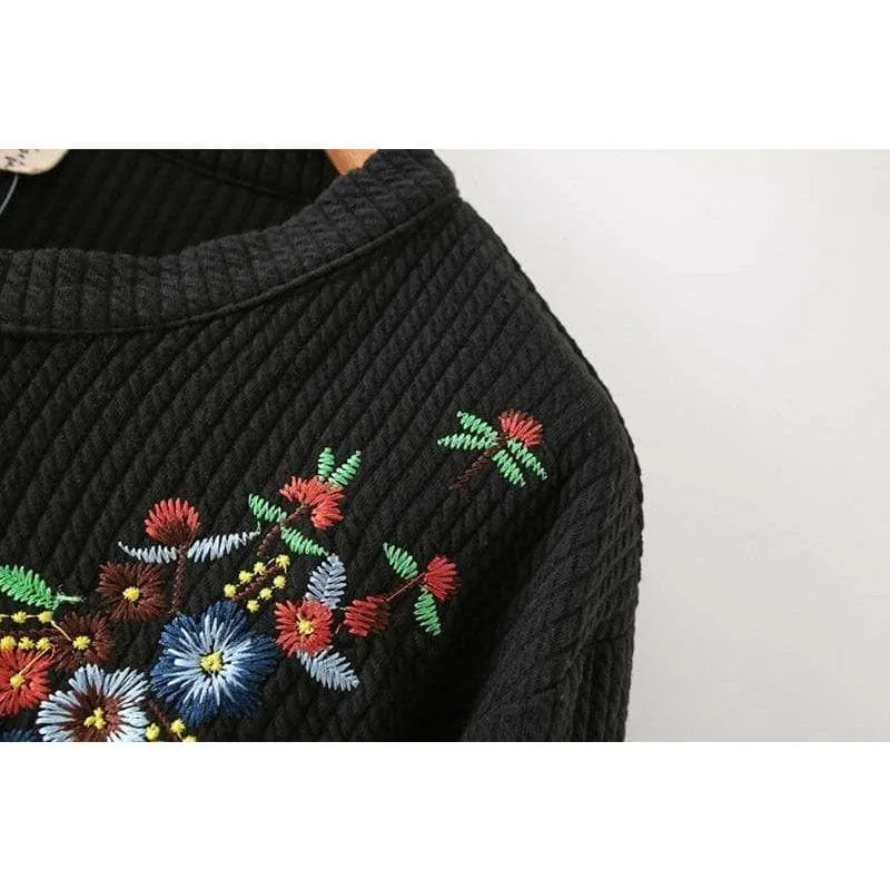 LUCILA LOOSE KNITWEAR